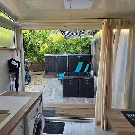 Escapade A 2 A 300 Metres De La Confort Apartment Hyeres